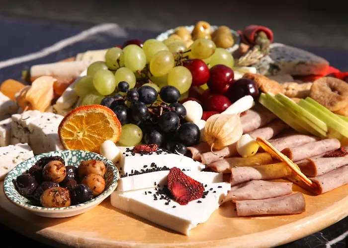 Almina - Special Class Hotel