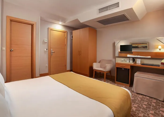 Almina - Special Class Hotel 3*