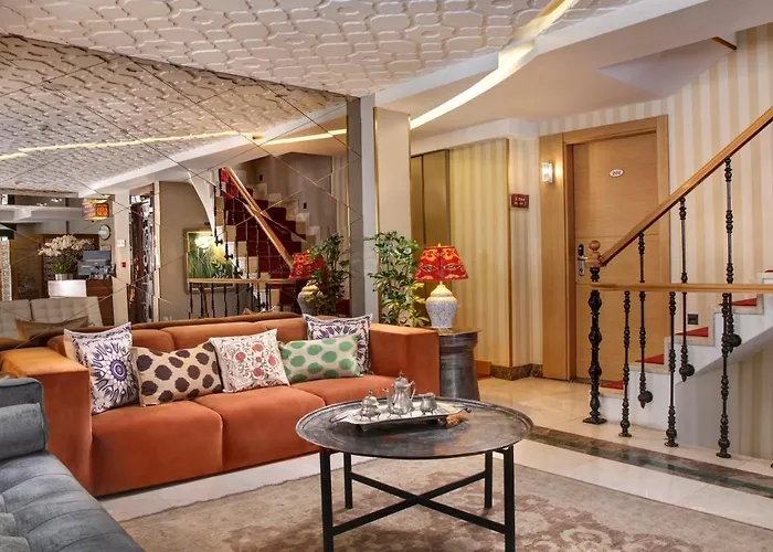 Almina - Special Class 3*