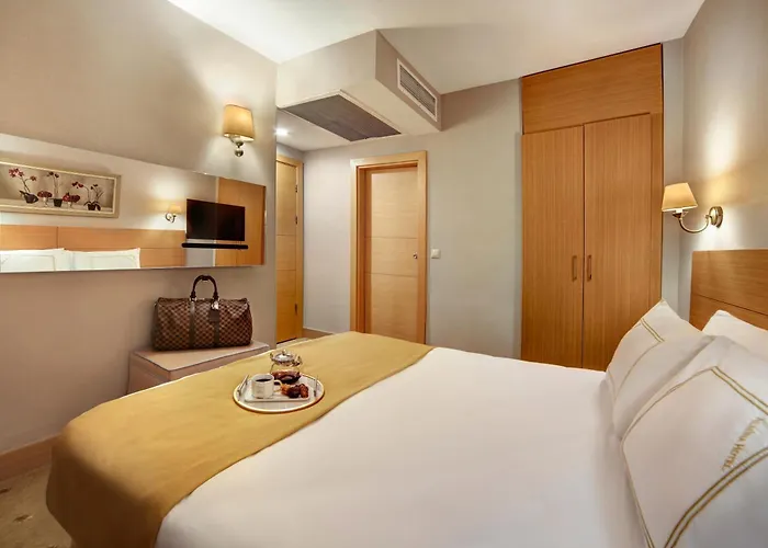 Almina - Special Class Istanbulská provincie