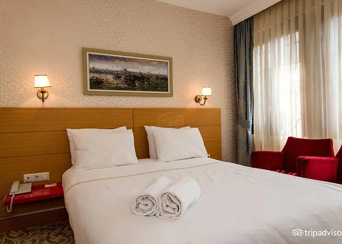 Almina - Special Class Hotel