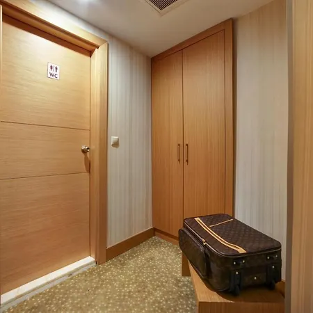 Almina - Special Class Отель