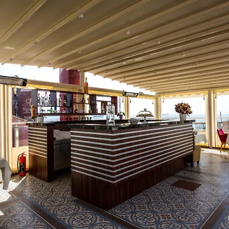 Отель Almina - Special Class 3*