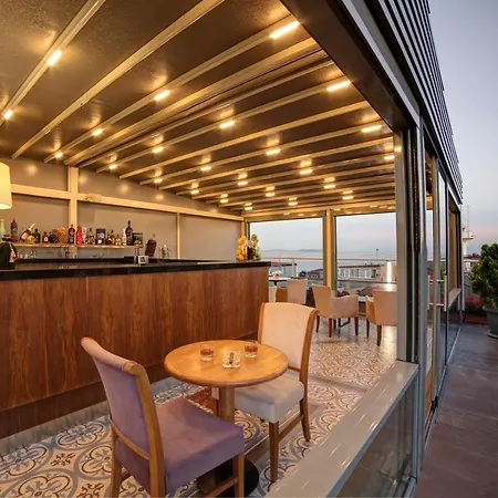 Almina - Special Class 3*