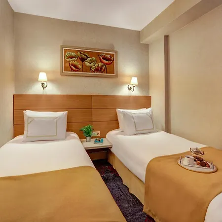 Almina - Special Class